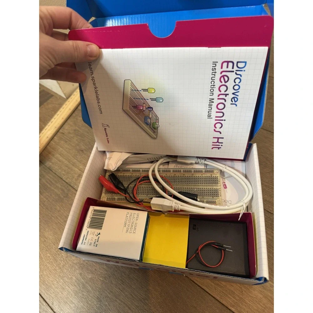 Sparkle Labs Discover Electronics‎ Kit Arduino Bundle Breadboard Parts Manual